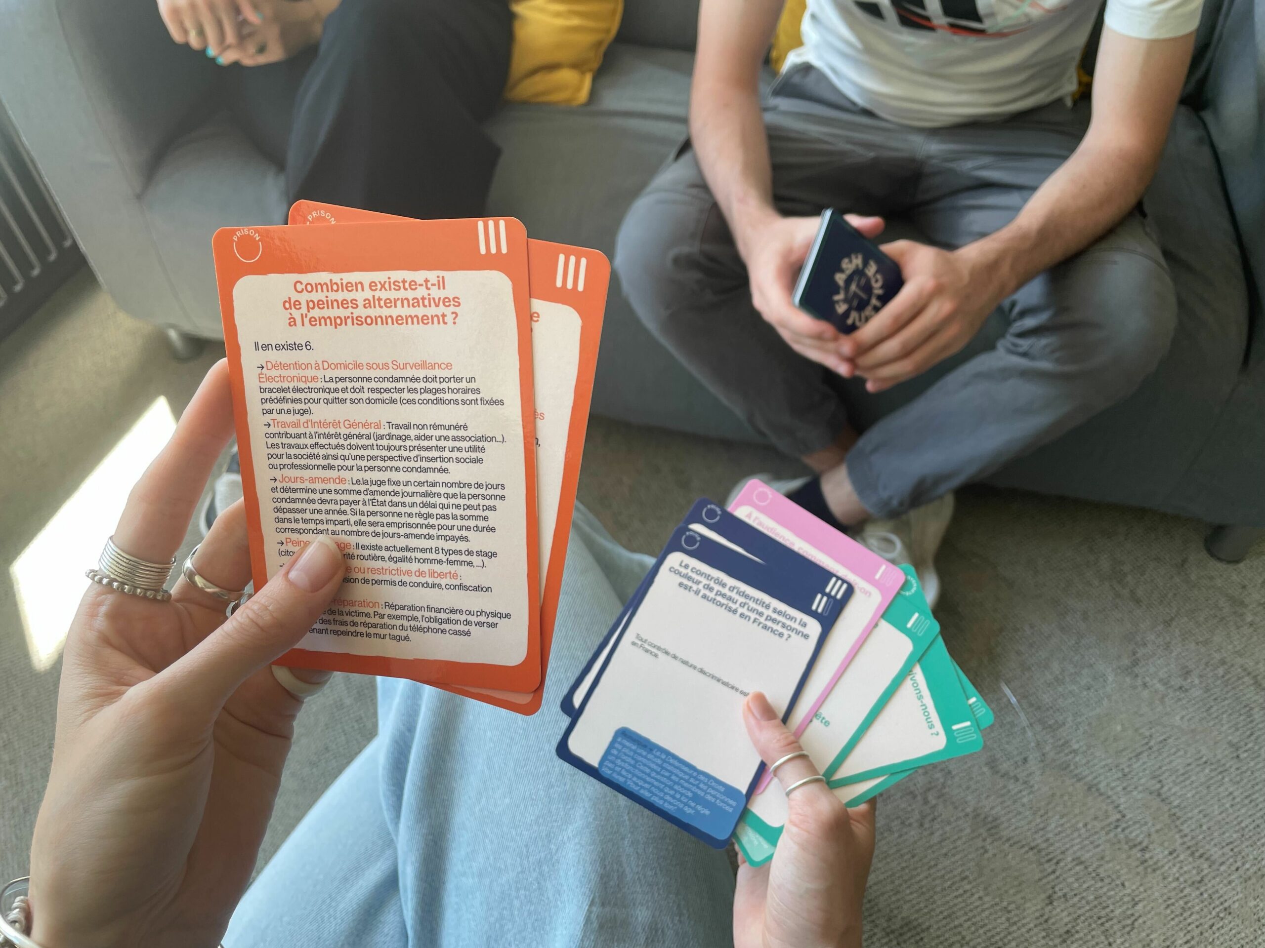 Une boîte de 3 jeux d’éducation à la justice et à la citoyenneté (accessibles dès 10 ans)